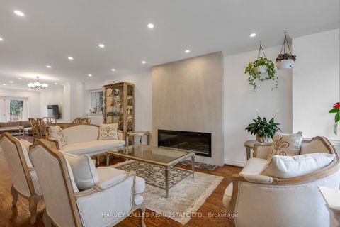 Photo 3 at 204 Brooke Avenue, Nortown, Toronto