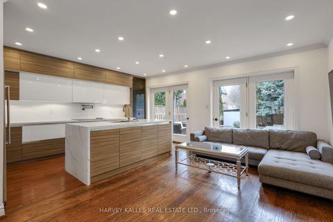 Photo 11 at 204 Brooke Avenue, Nortown, Toronto