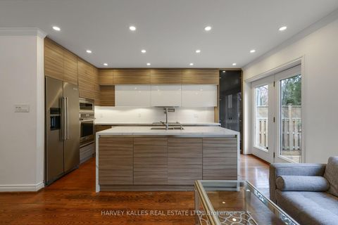 Photo 12 at 204 Brooke Avenue, Nortown, Toronto