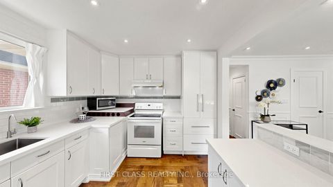Photo 15 at 20 Brampton Road, Richview, Toronto