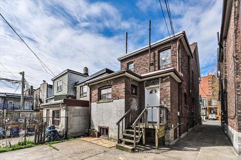 Photo 13 at 669 Greenwood Avenue, Danforth, Toronto