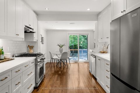 Photo 13 at 17 Lincoln Avenue, Bloor West Village, Toronto