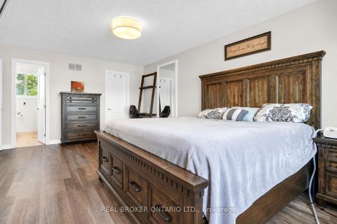 Photo 21 at 104 Moon Drive, Ardagh, Barrie