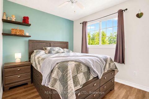 Photo 23 at 104 Moon Drive, Ardagh, Barrie