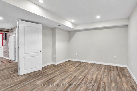 Photo 31 at 104 Moon Drive, Ardagh, Barrie