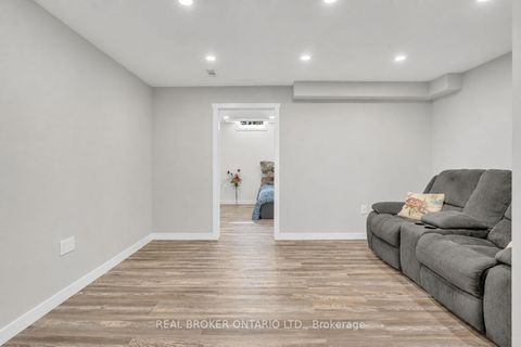 Photo 33 at 104 Moon Drive, Ardagh, Barrie