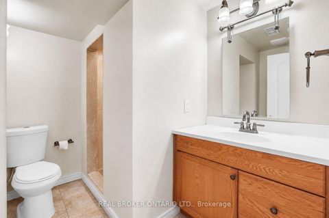 Photo 34 at 104 Moon Drive, Ardagh, Barrie