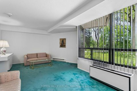 Photo 2 at G14 - 288 Mill Road, Markland Wood, Toronto
