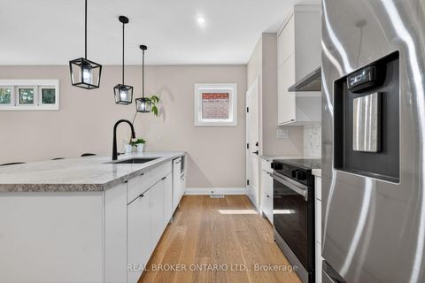 Photo 7 at 5 Marina Avenue, Long Branch, Toronto