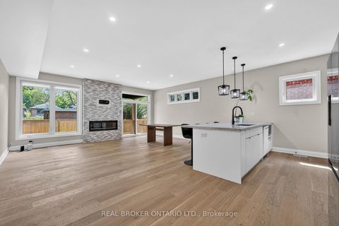 Photo 9 at 5 Marina Avenue, Long Branch, Toronto