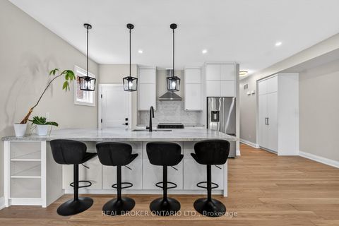 Photo 10 at 5 Marina Avenue, Long Branch, Toronto