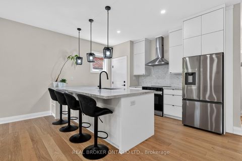 Photo 11 at 5 Marina Avenue, Long Branch, Toronto