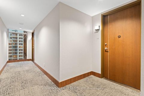 Photo 1 at 1612 - 80 Queens Wharf Road, Waterfront Communities C1, Toronto