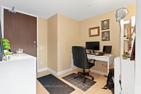 Photo 3 at 1612 - 80 Queens Wharf Road, Waterfront Communities C1, Toronto