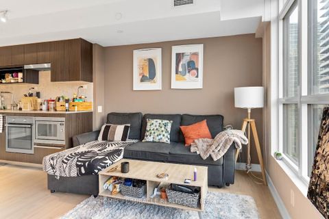 Photo 9 at 1612 - 80 Queens Wharf Road, Waterfront Communities C1, Toronto
