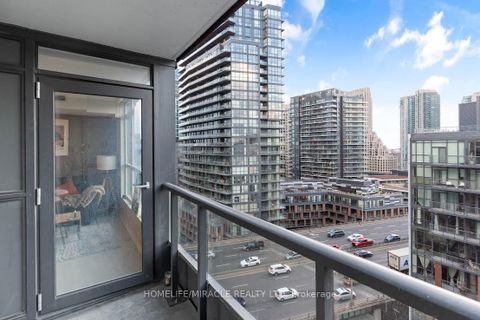 Photo 14 at 1612 - 80 Queens Wharf Road, Waterfront Communities C1, Toronto