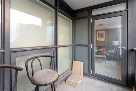 Photo 15 at 1612 - 80 Queens Wharf Road, Waterfront Communities C1, Toronto