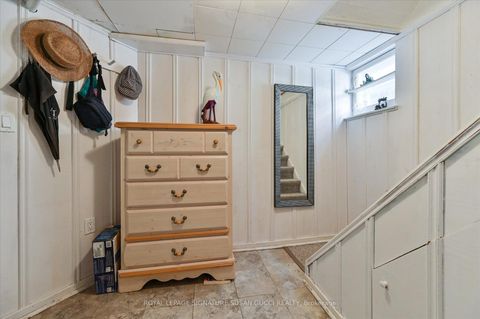 Photo 20 at 33 Plaxton Drive, Parkview, Toronto