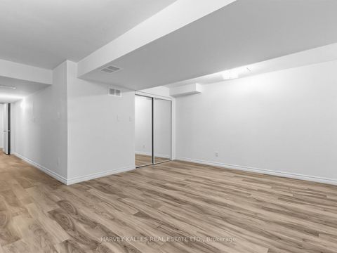 Photo 27 at 40 Blackthorn Drive, Maple, Vaughan