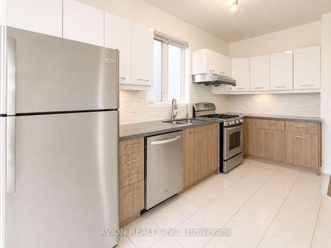 Photo 5 at 62 Coleluke Lane, Middlefield, Markham