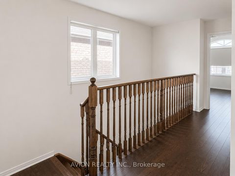 Photo 7 at 62 Coleluke Lane, Middlefield, Markham