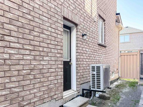 Photo 20 at 62 Coleluke Lane, Middlefield, Markham