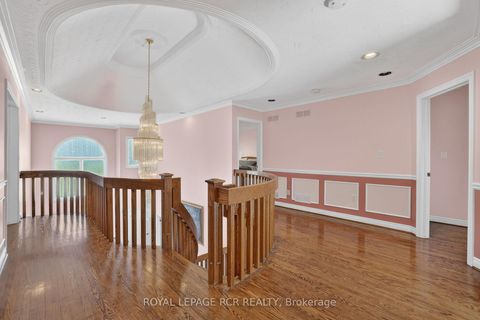 Photo 18 at 15 Clydebank Boulevard, L'Amoreaux, Toronto