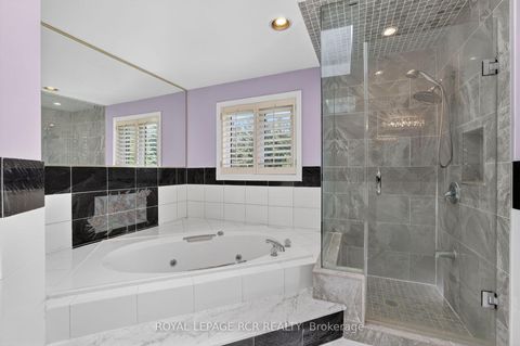 Photo 20 at 15 Clydebank Boulevard, L'Amoreaux, Toronto