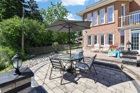 Photo 44 at 15 Clydebank Boulevard, L'Amoreaux, Toronto