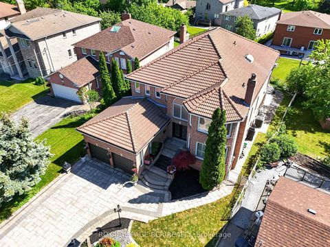 Photo 47 at 15 Clydebank Boulevard, L'Amoreaux, Toronto