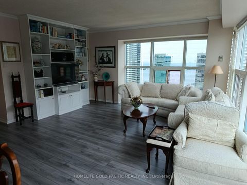 Photo 19 at 3702 - 77 Harbour Square, Waterfront Communities C1, Toronto