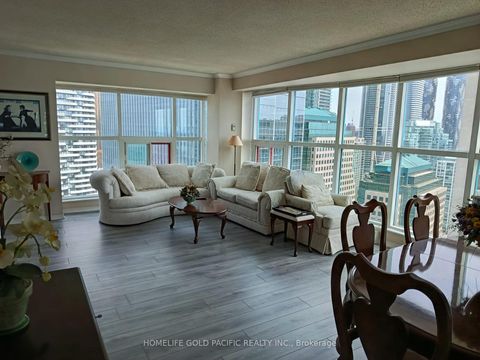 Photo 20 at 3702 - 77 Harbour Square, Waterfront Communities C1, Toronto