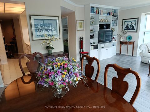 Photo 22 at 3702 - 77 Harbour Square, Waterfront Communities C1, Toronto