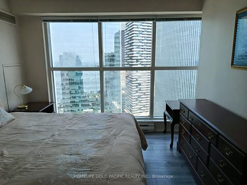 Photo 26 at 3702 - 77 Harbour Square, Waterfront Communities C1, Toronto