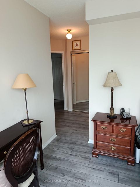 Photo 30 at 3702 - 77 Harbour Square, Waterfront Communities C1, Toronto