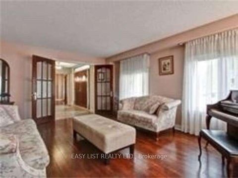 Photo 9 at 89 Patricia Avenue, Newtonbrook West, Toronto