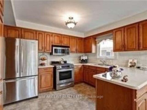 Photo 28 at 89 Patricia Avenue, Newtonbrook West, Toronto