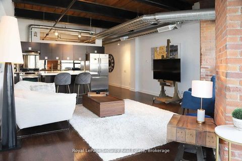 Photo 4 at 208 - 43 Hanna Avenue, Niagara, Toronto