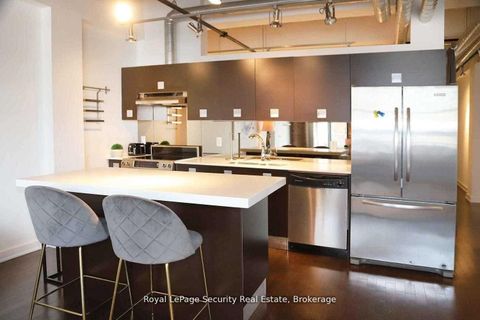 Photo 7 at 208 - 43 Hanna Avenue, Niagara, Toronto