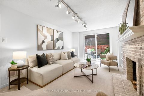 Photo 18 at 13 - 27 Hyde Park Court, German Mills, Markham