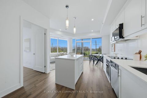 Photo 5 at 305 - 1316 Kingston Road, Cliffside, Toronto