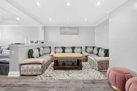 Photo 7 at 1708 - 320 Dixon Road, The Westway, Toronto