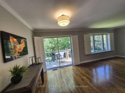 Photo 2 at 51 Lyndale Crescent, Courtice, Clarington