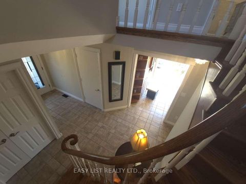 Photo 14 at 51 Lyndale Crescent, Courtice, Clarington