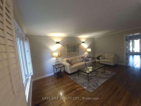 Photo 19 at 51 Lyndale Crescent, Courtice, Clarington