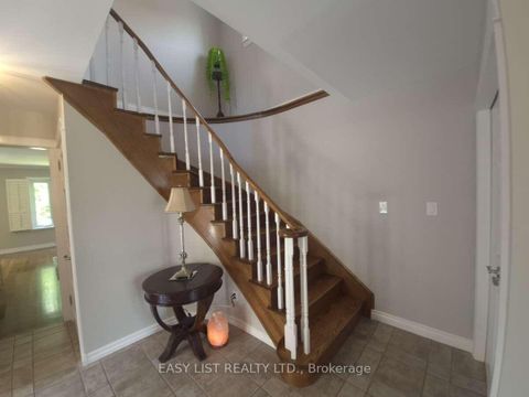 Photo 27 at 51 Lyndale Crescent, Courtice, Clarington