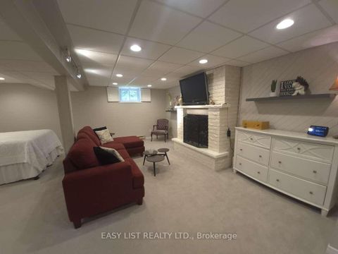Photo 33 at 51 Lyndale Crescent, Courtice, Clarington