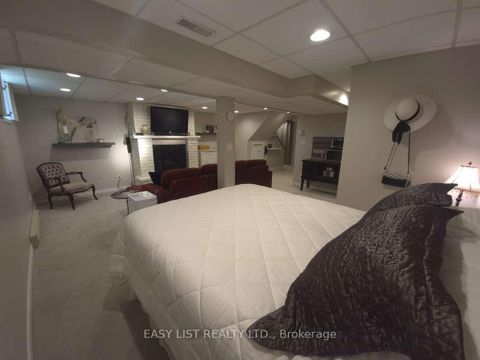 Photo 35 at 51 Lyndale Crescent, Courtice, Clarington