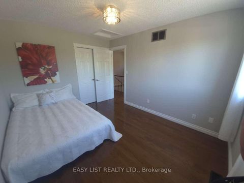 Photo 44 at 51 Lyndale Crescent, Courtice, Clarington