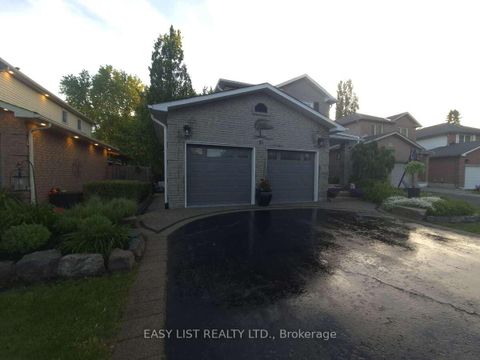 Photo 47 at 51 Lyndale Crescent, Courtice, Clarington